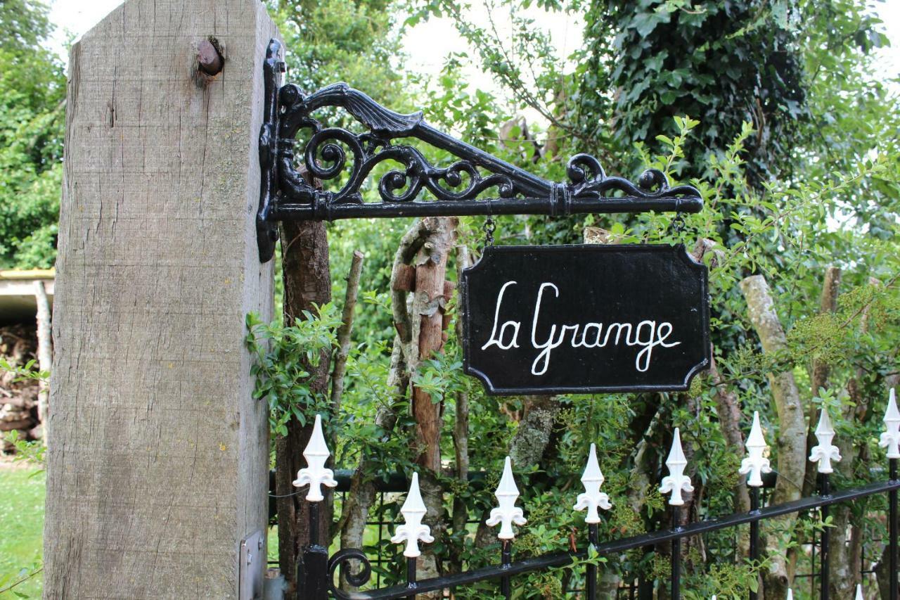 Вилла La Grange Ranes Экстерьер фото